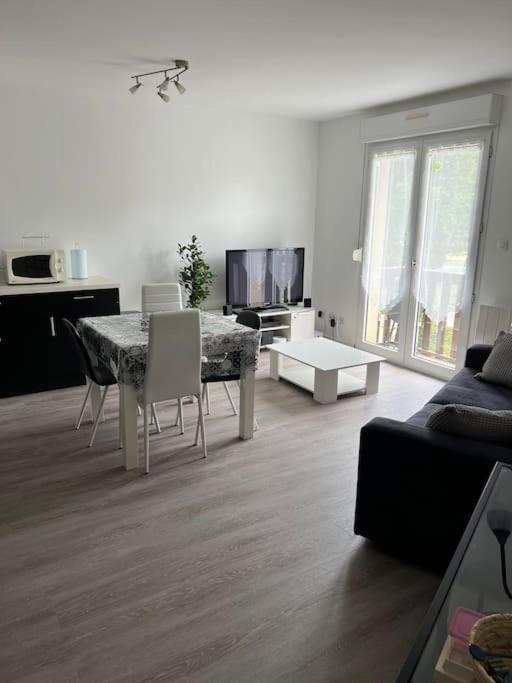 Flat Apartment Cransac Екстериор снимка